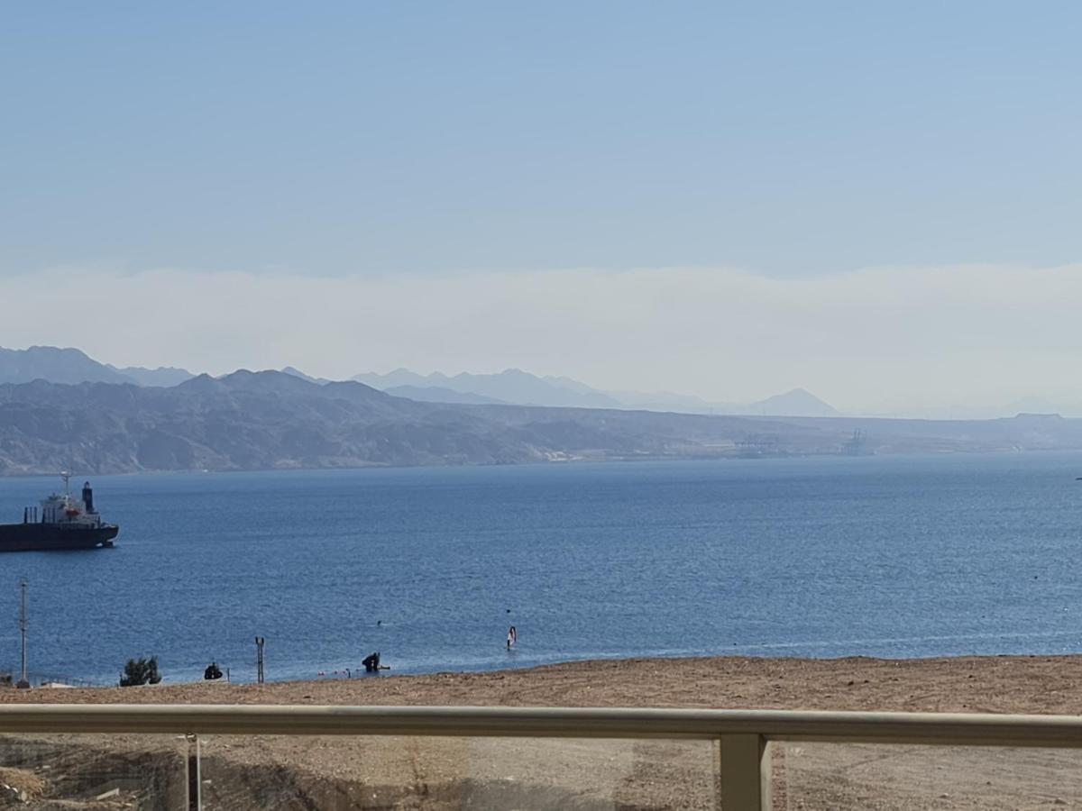 Apartment Top-luxury Exclusive аpt With Jacuzzi In Front Of The Sea Eilat