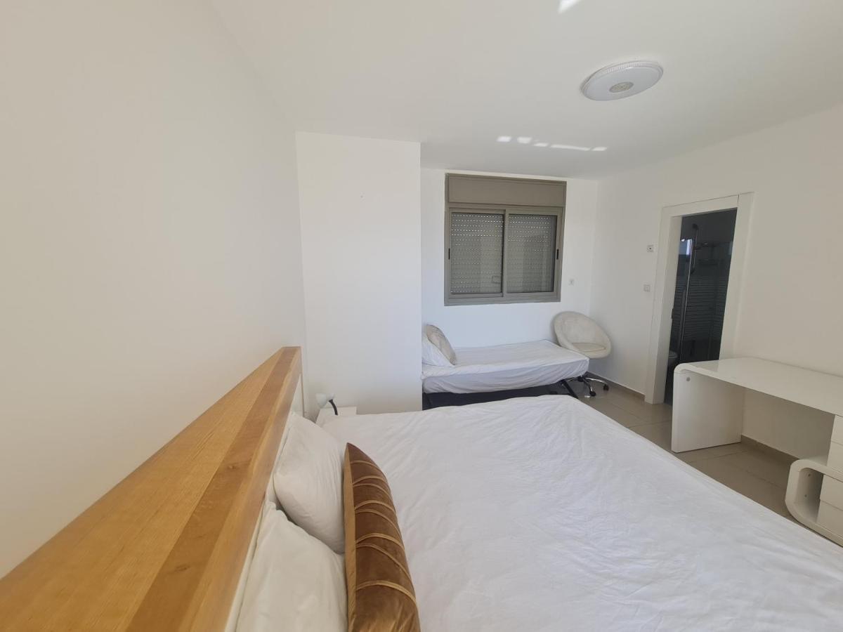 Top-luxury Exclusive аpt With Jacuzzi In Front Of The Sea Apartment