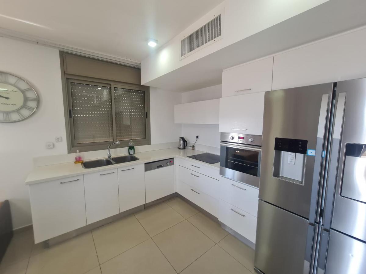 Apartment Top-luxury Exclusive аpt With Jacuzzi In Front Of The Sea