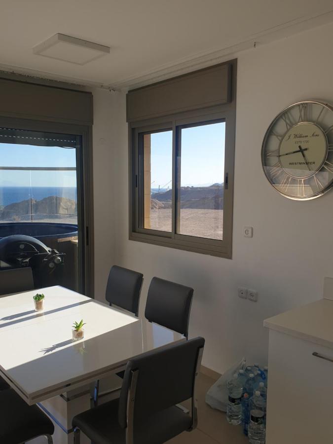 Apartment Top-luxury Exclusive аpt With Jacuzzi In Front Of The Sea