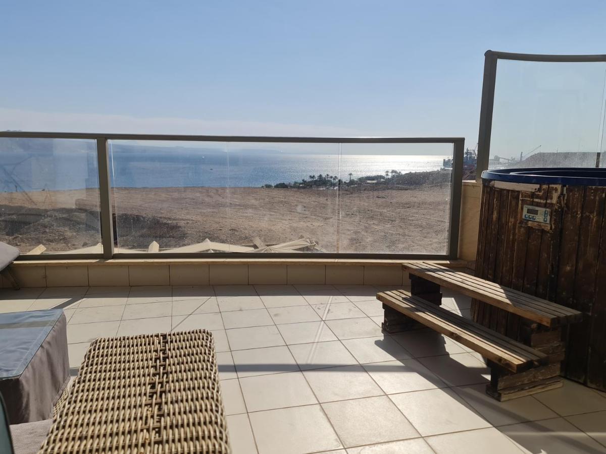 Top-luxury Exclusive аpt With Jacuzzi In Front Of The Sea Eilat