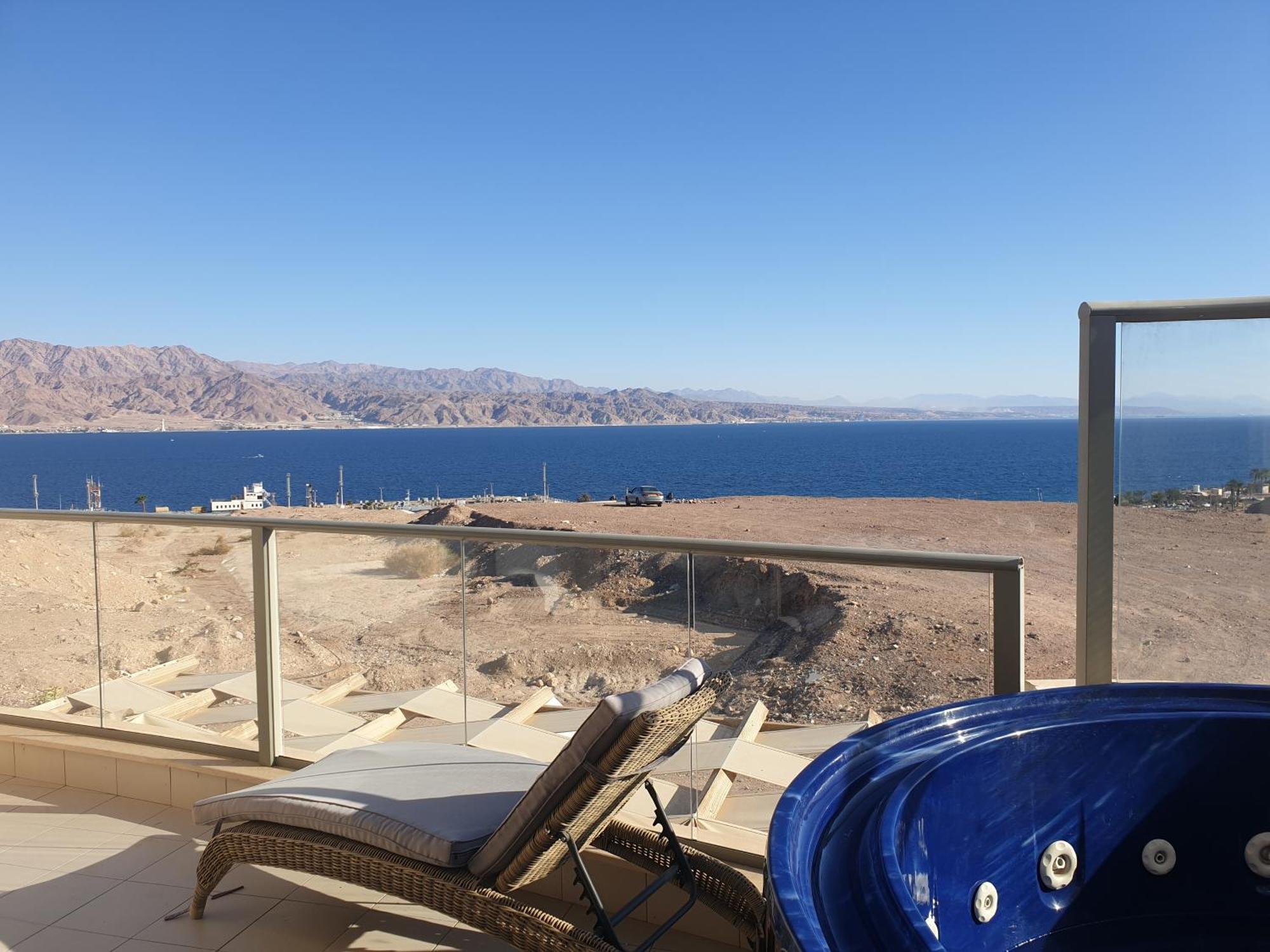 Top-luxury Exclusive аpt With Jacuzzi In Front Of The Sea * Eilat